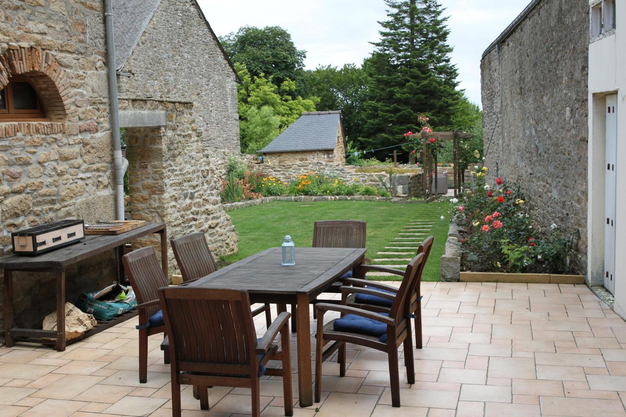 Bed and Breakfast L'Ancienne Boulangerie Collinée Esterno foto